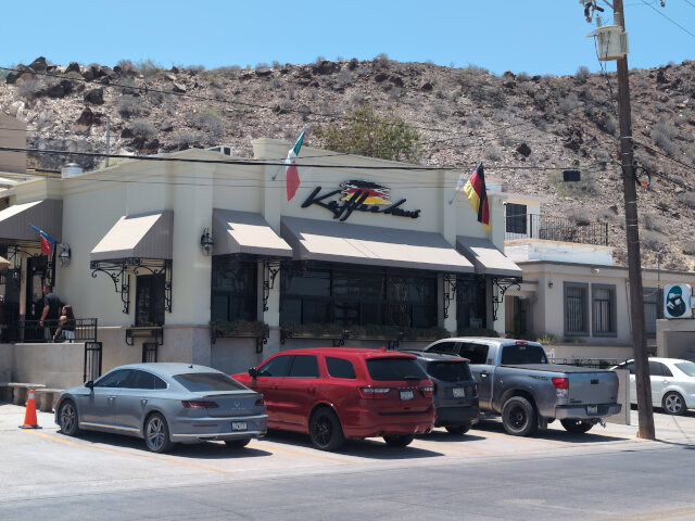 A resturaunt exterior.